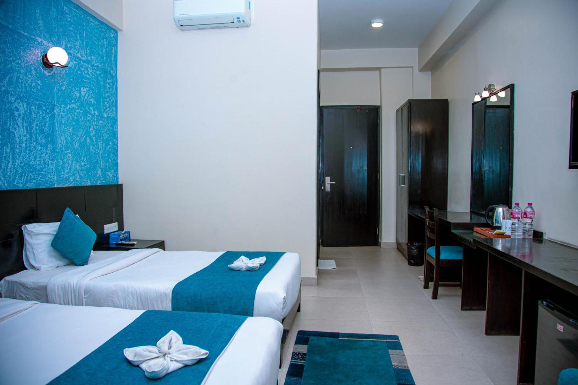 Tuki Resort Pokhara Luaran gambar