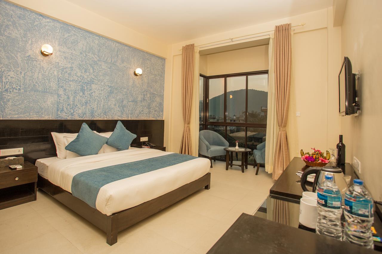 Tuki Resort Pokhara Luaran gambar
