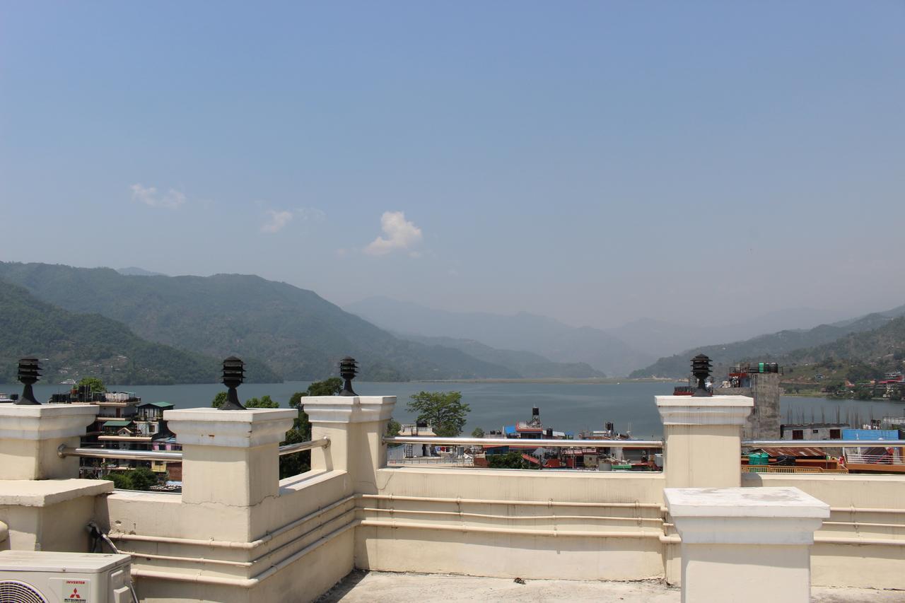 Tuki Resort Pokhara Luaran gambar