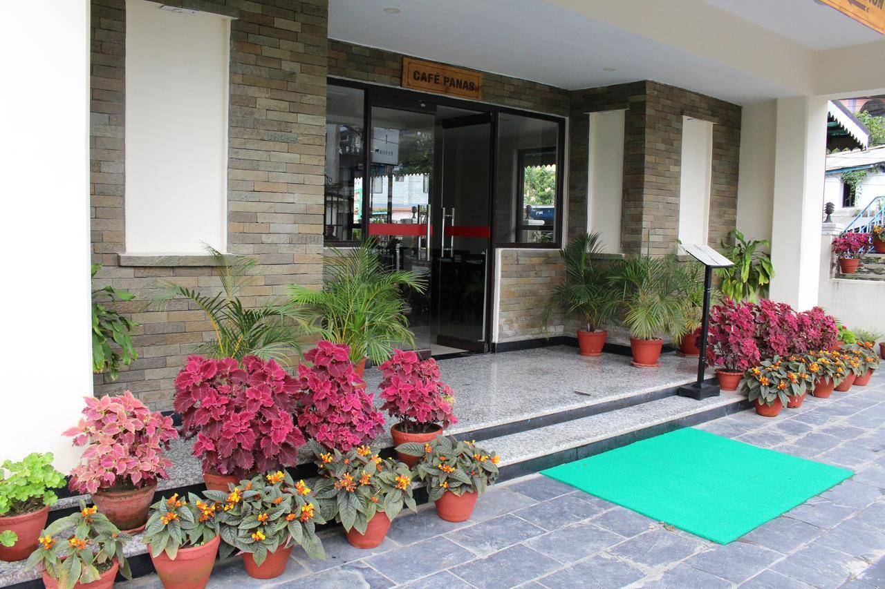 Tuki Resort Pokhara Luaran gambar