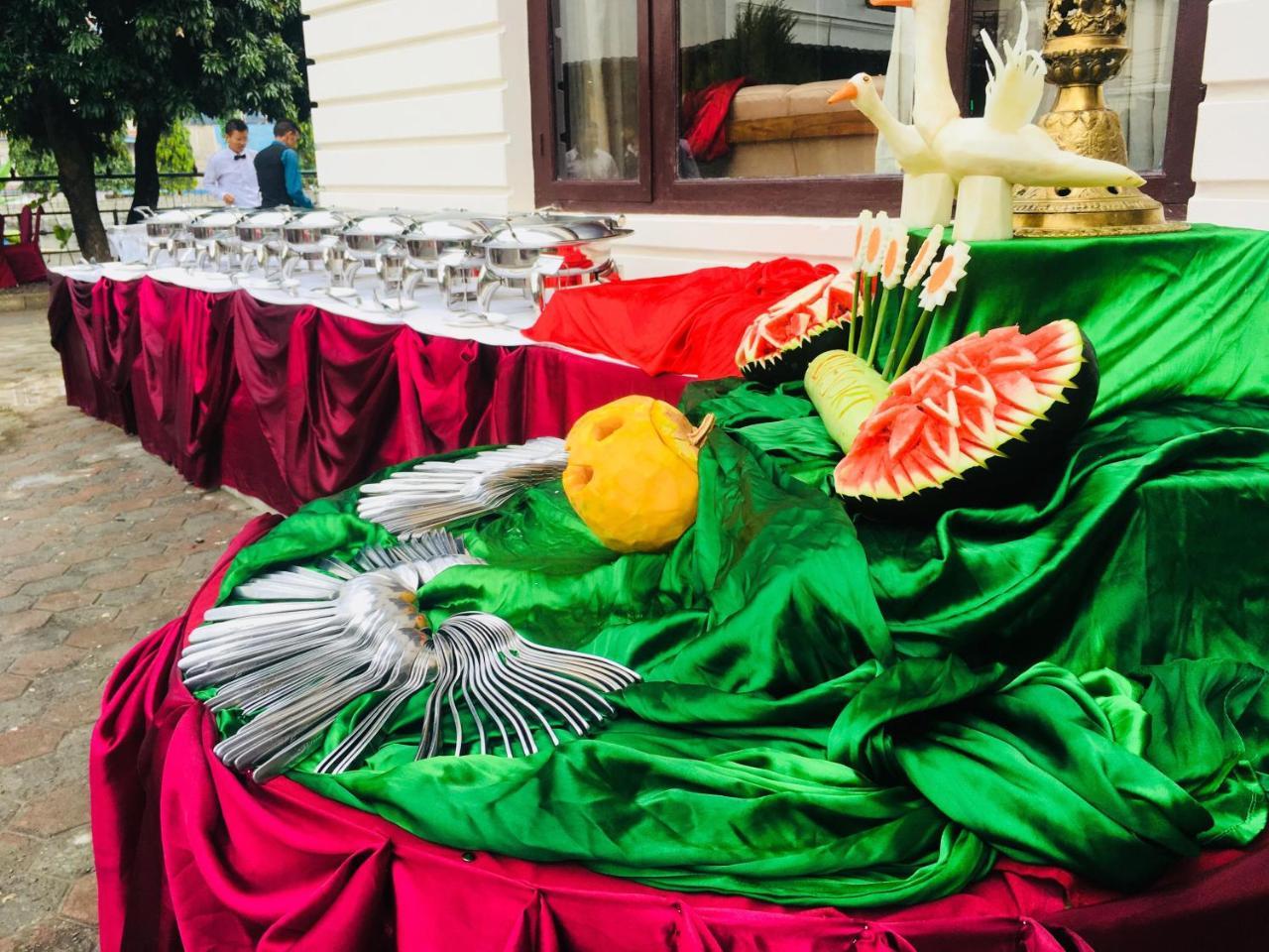 Tuki Resort Pokhara Luaran gambar